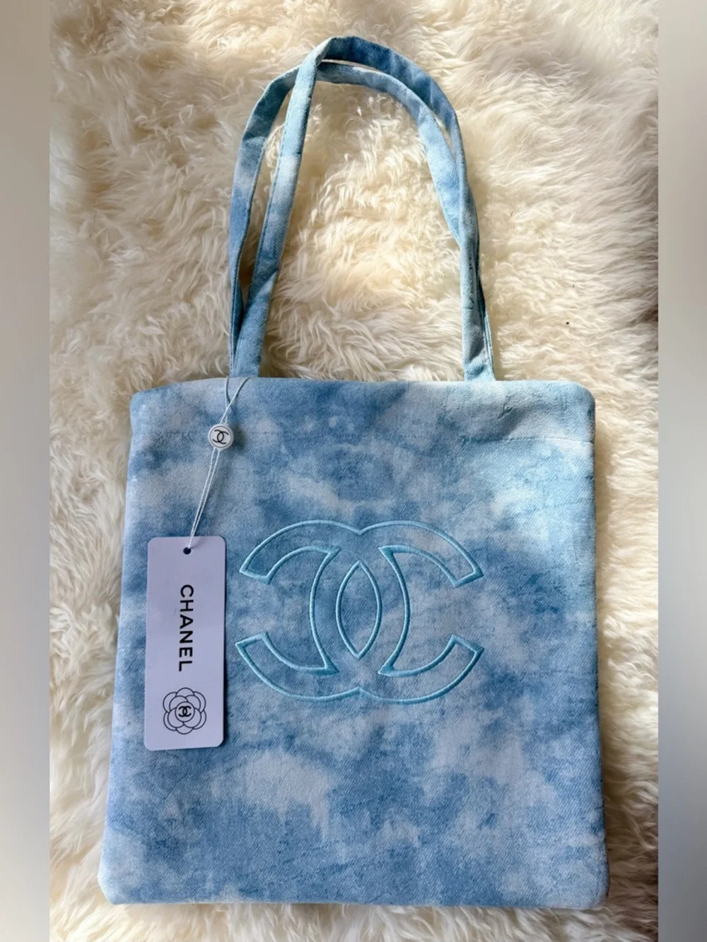 Chanel Exclusive Employee Shimmering Blue & White ‘CC’ Tote. NEW. Tag Attached - Picture 6 of 12